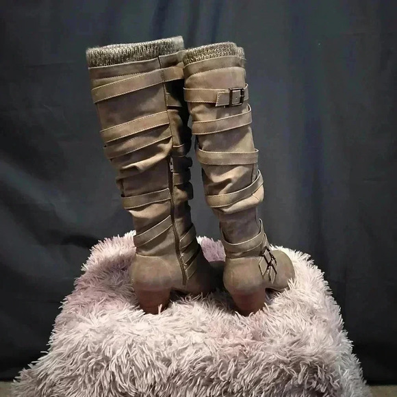 Just Fab Boots 9 - Picture 3 of 6